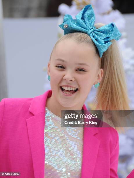 Dancer Joelle Joanie 'JoJo' Siwa attends the premiere of Columbia Pictures' 'The Star' at Regency Village Theatre on November 12, 2017 in Westwood,...