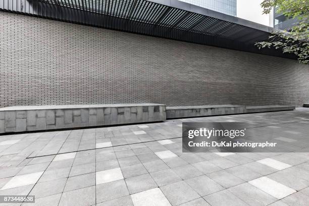 empty square in beijing - asphalt paver foto e immagini stock