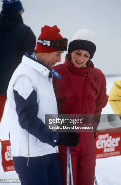 Diana Princess of Wales and Prince Charles pose for a photocall on January 24, 1985 at the beginning of their ski holiday in Vaduz, Liechtenstein.