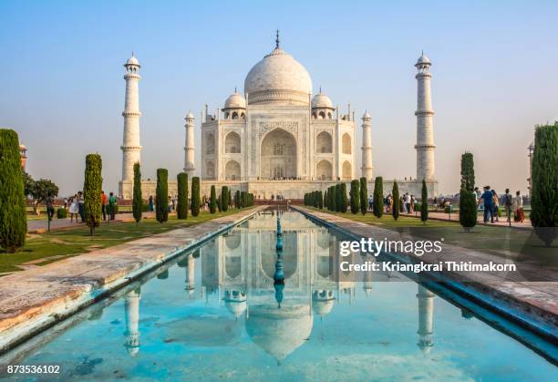 taj mahal, agra city, india. - tadsch mahal stock-fotos und bilder