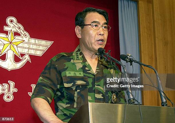 South Korean Army Lt. Gen. Lee Sang-hee, chief operations officer at the office of the Joint Chiefs of Staff, speaks at a special briefing at the...