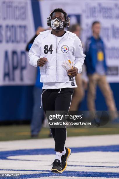 Pittsburgh Steelers wide receiver Antonio Brown warms up before the NFL game between the Pittsburgh Steelers and Indianapolis Colts on November 12 at...