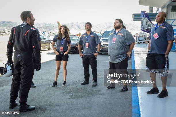 "He Kaha Lu'u Ke Ala, Mai Ho'okolo Aku" -- McGarrett poses as a pilot to investigate the cause of a plane crash that led to the death of a pilot in...
