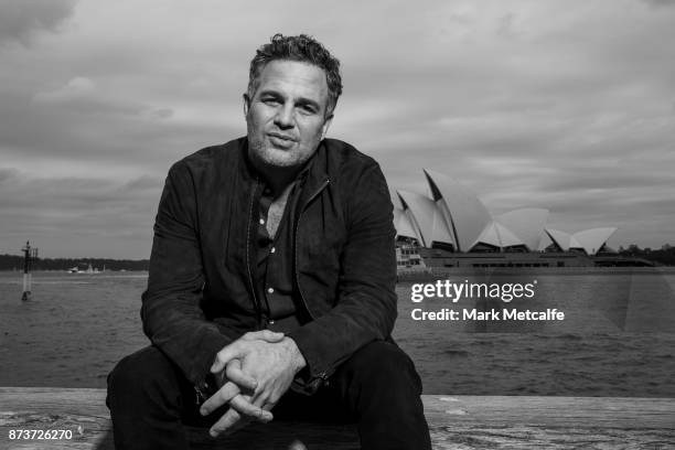 Mark Ruffalo poses during a photo call for Thor: Ragnarok on October 15, 2017 in Sydney, Australia.