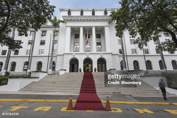 Red carpet lays outside of the Palacio Blanco, the White Palace, ahead of government debt meetings in Caracas, Venezuela, on Monday, Nov. 13, 2017....