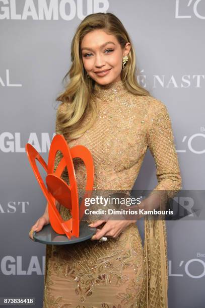 Gigi Hadid poses with an award at Glamour's 2017 Women of The Year Awards at Kings Theatre on November 13, 2017 in Brooklyn, New York.
