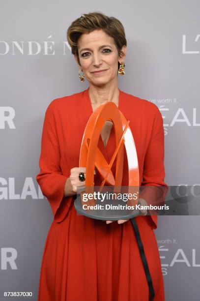 Cindi Leive poses with an award at Glamour's 2017 Women of The Year Awards at Kings Theatre on November 13, 2017 in Brooklyn, New York.