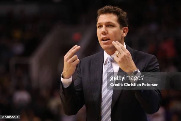 Head coach Luke Walton of the Los Angeles Lakers reacts during the second half of the NBA game against the Phoenix Suns at Talking Stick Resort Arena...