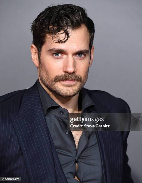 Henry Cavill arrives at the Premiere Of Warner Bros. Pictures' "Justice League" at Dolby Theatre on November 13, 2017 in Hollywood, California.