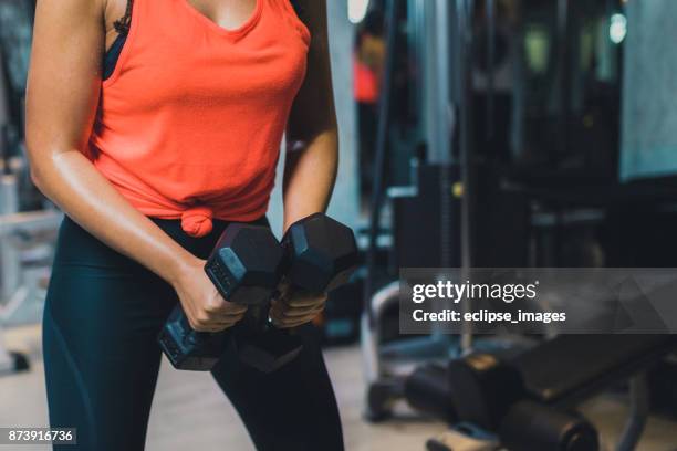 heavy weight exercise - weightlifting stock pictures, royalty-free photos & images