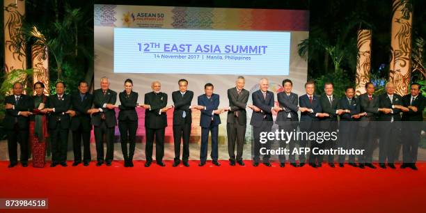 Vietnamese Prime Minister Nguyen Xuan Phuc, Myanmar Leader Aung San Suu Kyi, ASEAN Secretary General Le Loung Minh, Cambodian Prime Minister Hun Sen,...