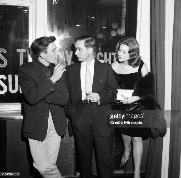 Albert Finney, Alan Sillitoe and Shirley Anne Field at the premiere of their new film 'Saturday Night and Sunday Morning', 26th October 1960.