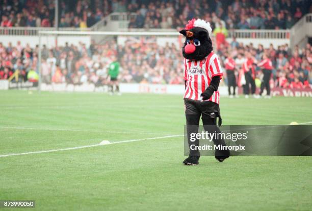 Sunderland 3-0 Everton, Premier league match at Roker Park, the last match played at Roker Park, Saturday 3rd May 1997, our picture shows Sunderland...