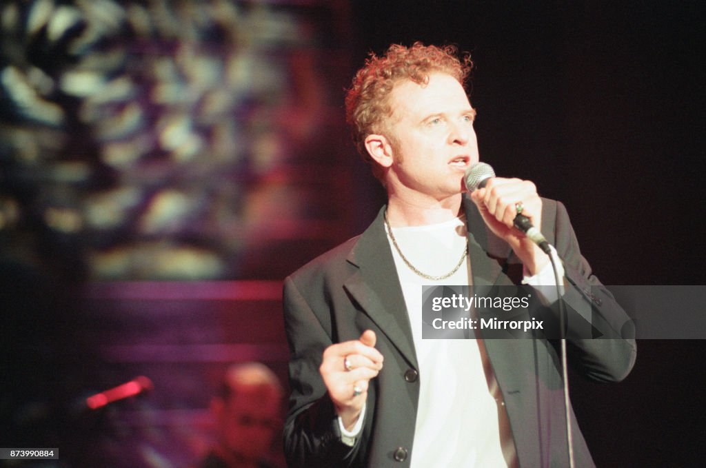 Simple Rod Simply Red in Concert, Cardiff Arena, Cardiff, Wales, Monday 24th ...