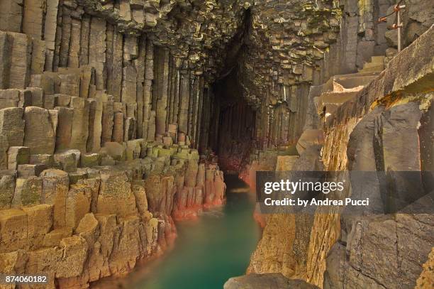 Staffa Rocks 146 Fingals Rock Stock Photos, High-Res Pictures, and Images - Getty Images