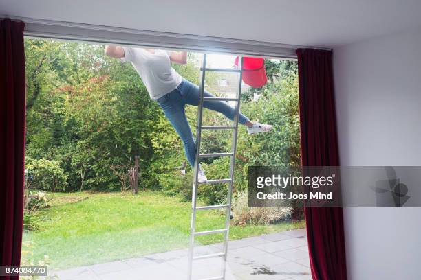 Pants fall off hi-res stock photography and images - Alamy