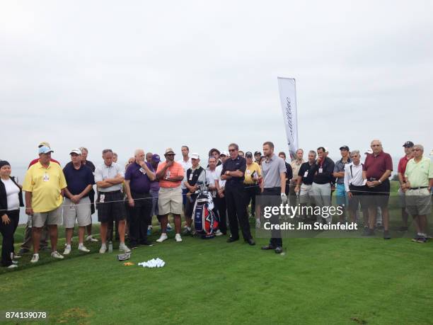 David Leadbetter gives a golf lesson at the Trump National Golf Club in Rancho Palos Verdes, California on October 10, 2014.