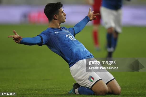 Riccardo Orsolini of Italy celebrates after scoring the team's third goal during the international friendly match between Italy U21 and Russia U21 on...