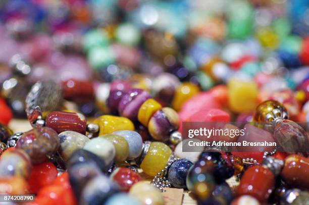 close-up of jewelry beads - perlenschmuck stock-fotos und bilder