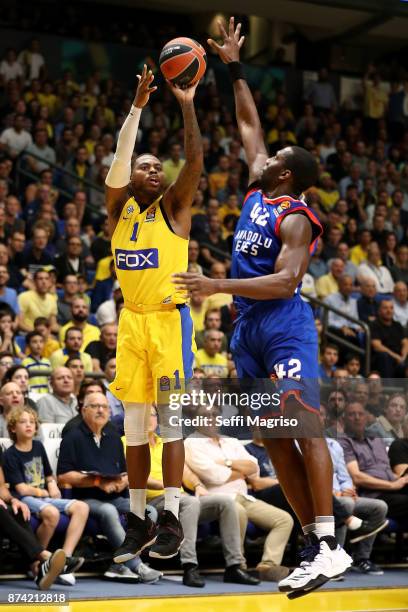 Deshaun Thomas, #1 of Maccabi Fox Tel Aviv competes with Bryant Dunston, #42 of Anadolu Efes Istanbul during the 2017/2018 Turkish Airlines...