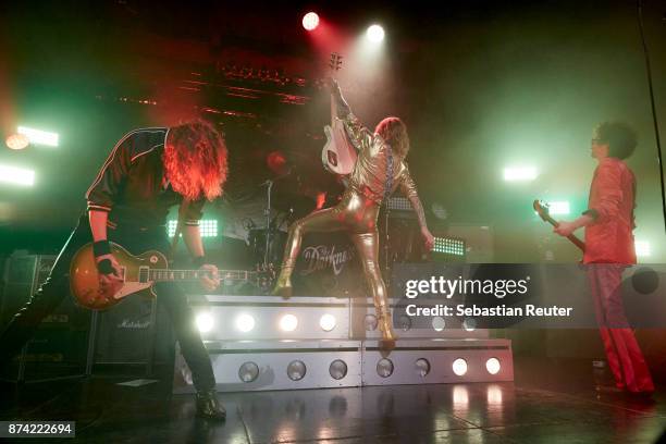 The Darkness perform at Columbia Theater on November 14, 2017 in Berlin, Germany.