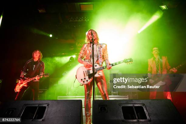 The Darkness perform at Columbia Theater on November 14, 2017 in Berlin, Germany.