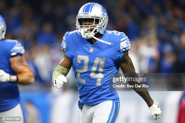 Nevin Lawson of the Detroit Lions celebrates his fumble recovery for a touchdown against the Cleveland Browns at Ford Field on November 12, 2017 in...