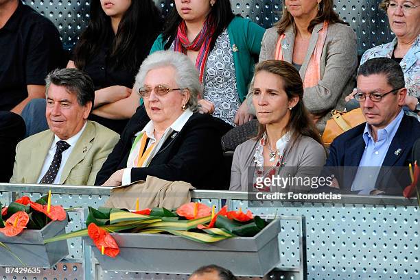 Manolo Santana, Infanta Pilar de Borbon, Princess Elena of Spain and Madrid Mayor Alberto Ruiz Gallardon attend Madrid Open tennis tournament at La...