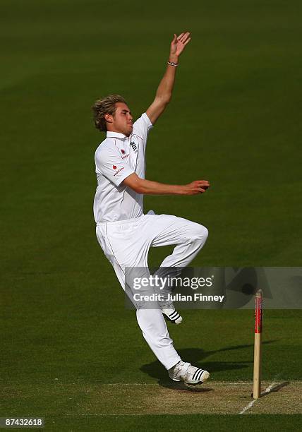 Stuart Broad of England bowls during day three of the 2nd npower test match between England and West Indies at The Riverside on May 16, 2009 in...