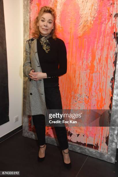 Grace de Capitani attends 'La Femme dans Le Siecle' Exhibition and Award Ceremony Cocktail at Galerie FRM on November 14, 2017 in Paris, France.
