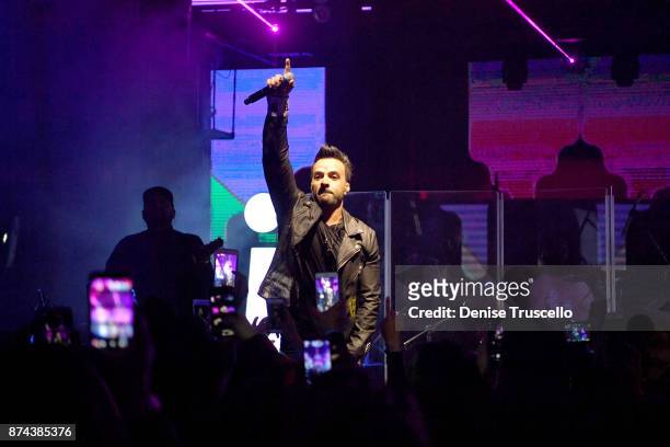 Luis Fonsi performs onstage at Spotify Celebrates Latin Music and Their Viva Latino Playlist at Marquee Nightclub on November 14, 2017 in Las Vegas,...
