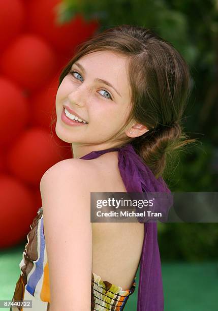 Actress Ryan Newman arrives to the Los Angeles premiere of "UP" held at the El Capitan Theatre on May 16, 2009 in Hollywood, California.