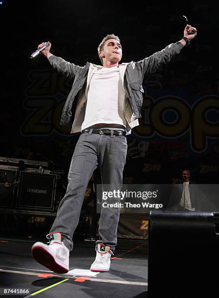 Jesse McCartney performs on stage during Z100's Zootopia 2009 presented by IZOD FRAGRANCE at Izod Center on May 16, 2009 in East Rutherford, New...