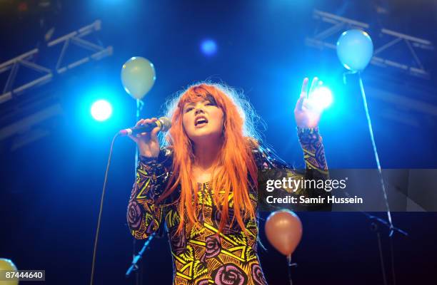 Singer From Css Css Lovefoxx Photos and Premium High Res Pictures - Getty Images
