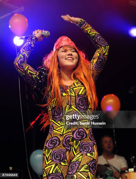 Singer From Css 667 Css Lovefoxx Stock Photos, High-Res Pictures, and Images - Getty Images