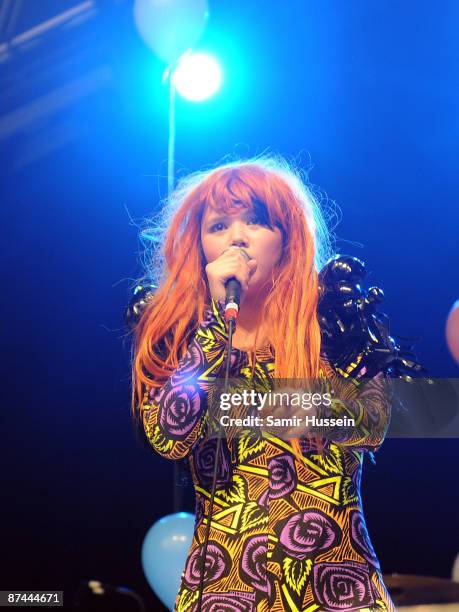 Singer From Css Css Lovefoxx Photos and Premium High Res Pictures - Getty Images