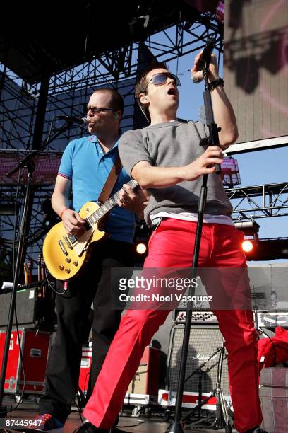 Rivers Cuomo and Patrick Wilson of Weezer perform at the KROQ Weenie Roast Y Fiesta 2009 at Verizon Wireless Amphitheater on May 16, 2009 in Irvine,...