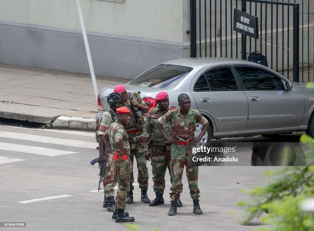 Zimbabwe army takes control of Harare