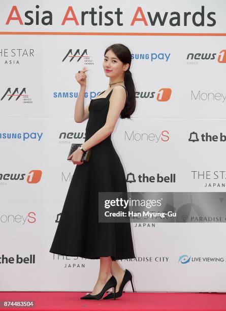 Suzy of South Korean girl group Miss A attend the 2017 Asia Artist Awards on November 15, 2017 in Seoul, South Korea.