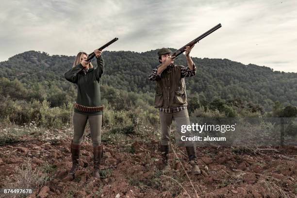 bird hunters - natural shot female stock-fotos und bilder