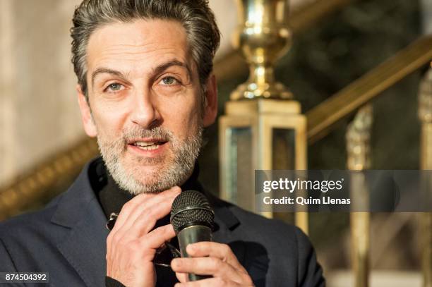 Spanish actor Ernesto Alterio attends the presentation of the play 'Troyanas' by Euripides at the Espanol Theatre on November 7, 2017 in Madrid,...