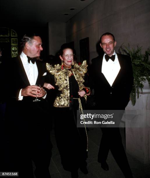 Bill Blass, Diana Vreeland, and Guest