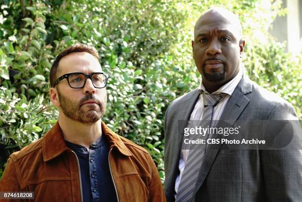 Proof of Concept" -- Pictured: Jeremy Piven as Jeffrey Tanner and Richard T. Jones as Detective Tommy Cavanaugh. Tanner is offered new evidence in...