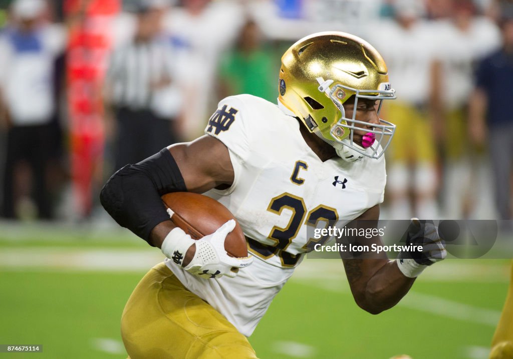 COLLEGE FOOTBALL: NOV 11 Notre Dame at Miami