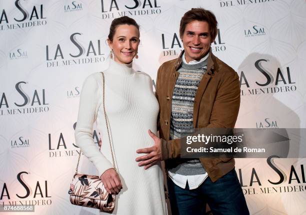 Carlos Baute and Astrid Klisans during 'La Sal Del Mentidero' Inauguration on November 15, 2017 in Madrid, Spain.