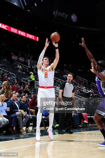 Luke Babbitt of the Atlanta Hawks shoots the ball against the Sacramento Kings on November 15, 2017 at Philips Arena in Atlanta, Georgia. NOTE TO...