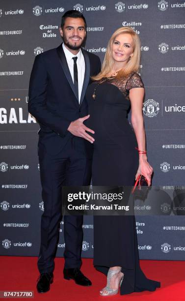 Eliana Guercio and Sergio Romero attend the United for Unicef Gala Dinner at Old Trafford on November 15, 2017 in Manchester, England.