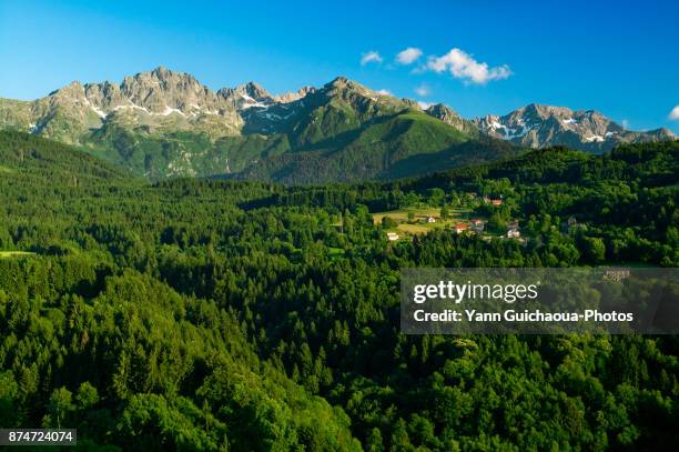 the belledonne mountain range, isere, france - rhone alpes stock pictures, royalty-free photos & images