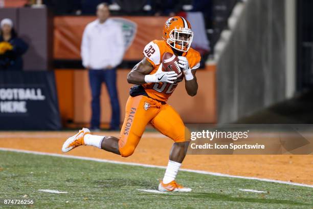Bowling Green Falcons running back Andrew Clair catches a pass for a touchdown during first half game action between the Toledo Rockets and the...