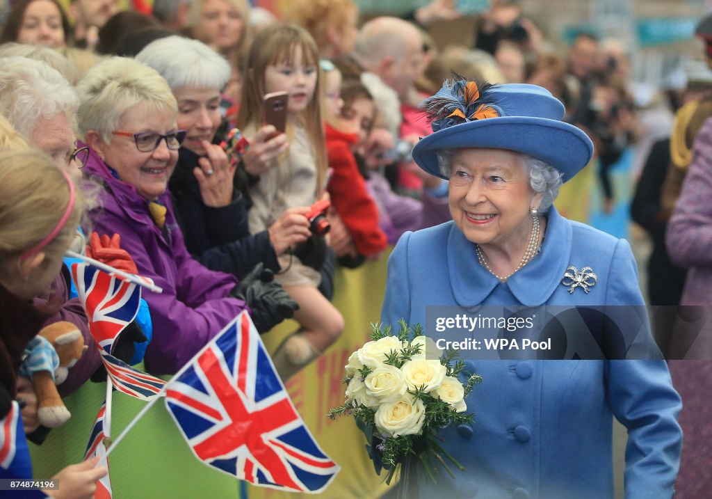 The Queen Visits Kingston Upon Hull